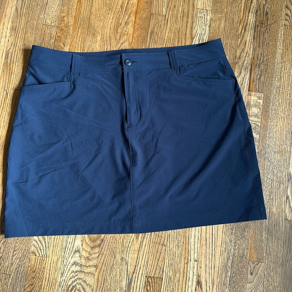 Eddie Bauer navy blue golf SKORT SZ 16